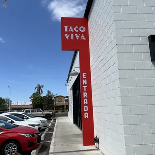 Brand new building! I drove past this location on Indian School for months watching it be built waiting with anticipation.