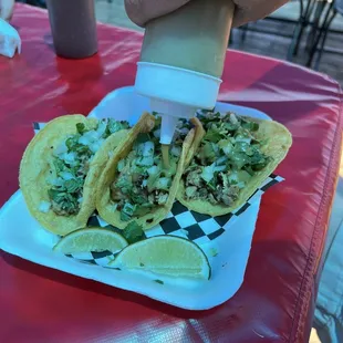 Pollo corn tacos