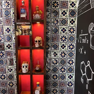 ows a corner of a bar