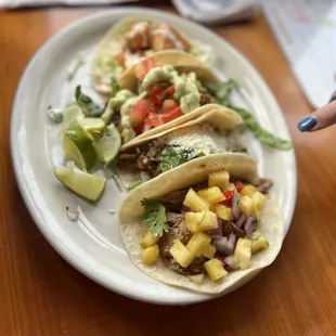 Dining with my wonderful friends tonight!!