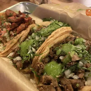 3 tacos: al pastor (left), cabeza (middle), lengua (right).