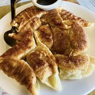 12 Pot Stickers