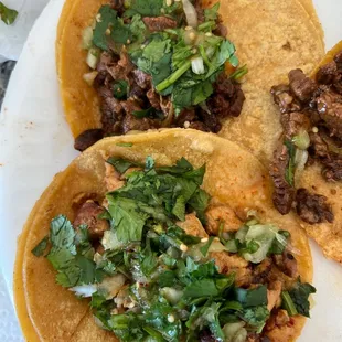 Tacos (pollo and asada)