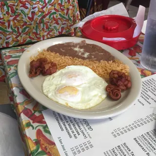 Huevos con Tocino