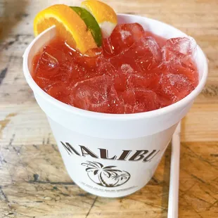 Malibu rum punch