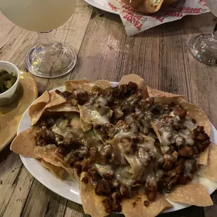Nachos with grilled chicken