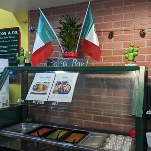 Salsa bar