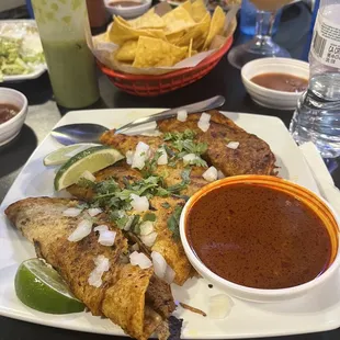 birria tacos
