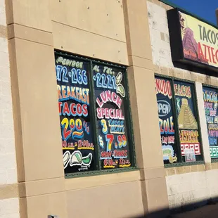 the outside of a mexican restaurant