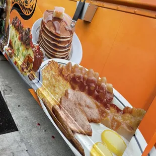 They serve breakfast too!