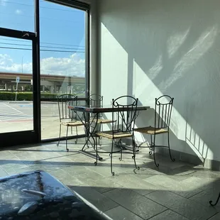 Rod iron/rattan seating