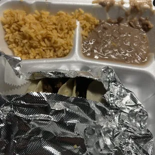 5 taco plate, 2 are missing that we moved