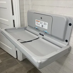 Changing table