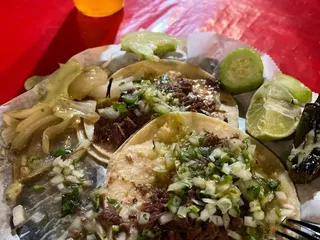 Tacos La Lomita