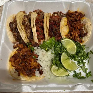 Tacos Mixtos (suadero y campechanas)