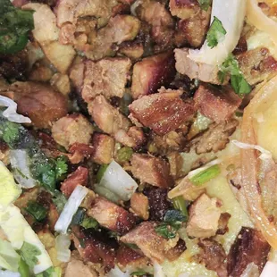 Asada meat, tiny cubes, tender enough, but not much flavor :/