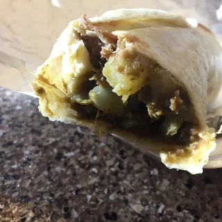 Deshebrada Verde Burrito