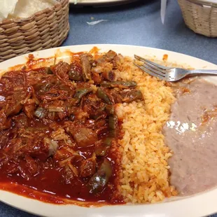 Costillas de puerco con nopales