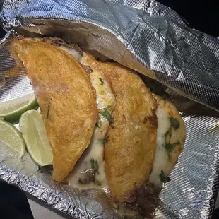 Quesa birria tacos
