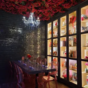 The seating is so gorgeous
