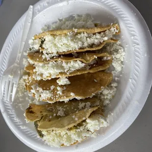 Quesadillas de papa y queso