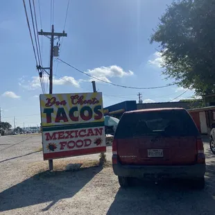 a taco's mexican food sign