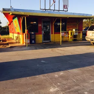 the front of a taco restaurant