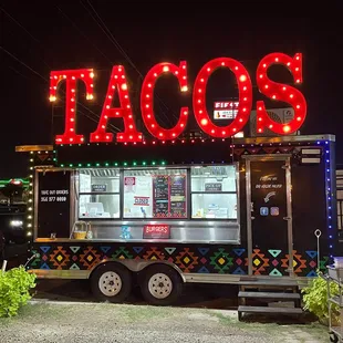 a taco truck at night