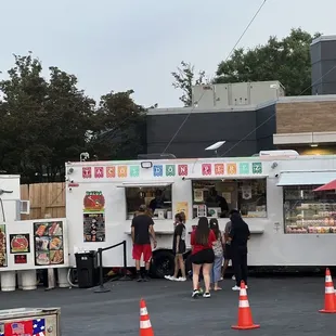 Great location. Easier to walk. Parking is limited during peek hours.