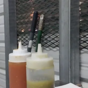 Red and green hot sauce