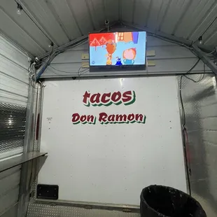 Room to eat out of the cold wind even has a tv