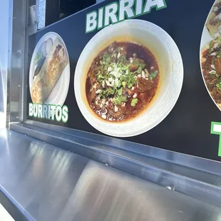 Clean truck &amp; clear visuals of menu