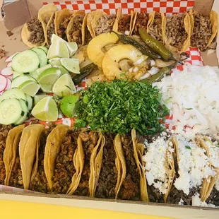 a box of tacoss
