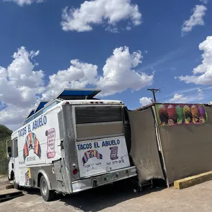 Tacos El Abuelo