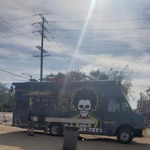 So, my husband and I were blown away by how good the food was. Every single thing we ordered was top notch and absolutely amazing!!!!