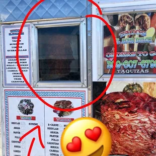 And the Al Pastor rotisserie has its own window? Amazing!