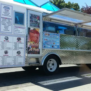 This location off pacific Blvd is better .... mmmmm hell yeah where&apos;s my quesadilla?!