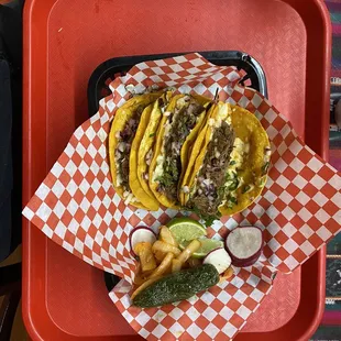Borrow Tacos w/cheese