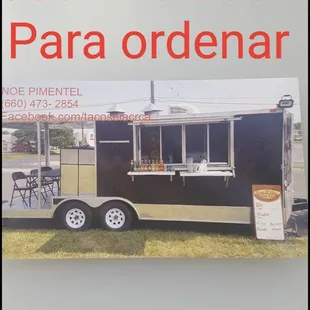 a picture of a taco truck