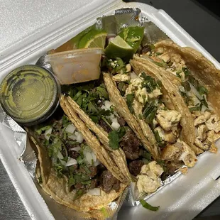 Carne and pollo tacos