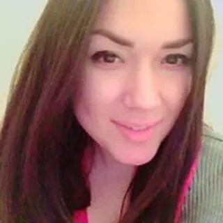 Mayra B.