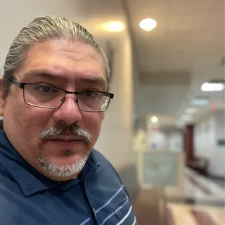 Mauricio D.