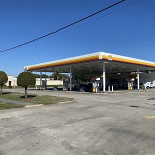 Shell gas station, with the restaurant inside