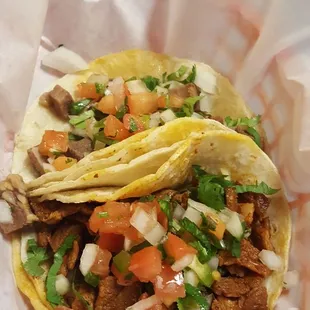 Tacos de pastor and lengua. B