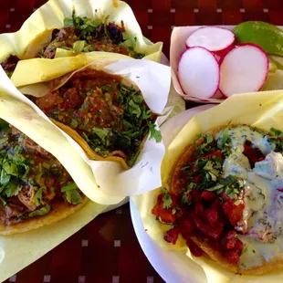 Lengua (tongue), Cabeza (head), Tripa (tripe) and Adobada (pork).