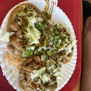 Sopes with chicken