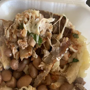 Carnitas sope well it was mostly fat pieces and not so much meat. Plus they didn't give me the lettuce and tomatoes I was disappointed