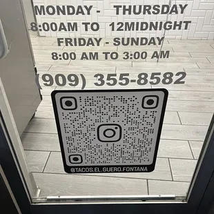 This clearly states that the establishment closes at 3am on Sundays