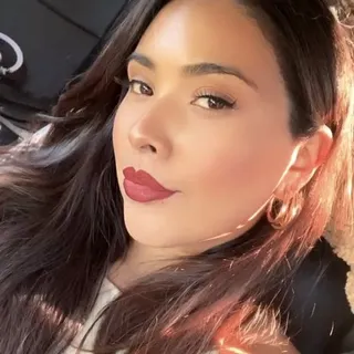 Lorena R.