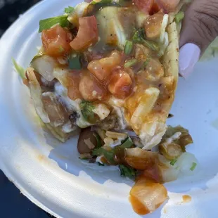Tacos El Indio: veggie taco packed with toppings!